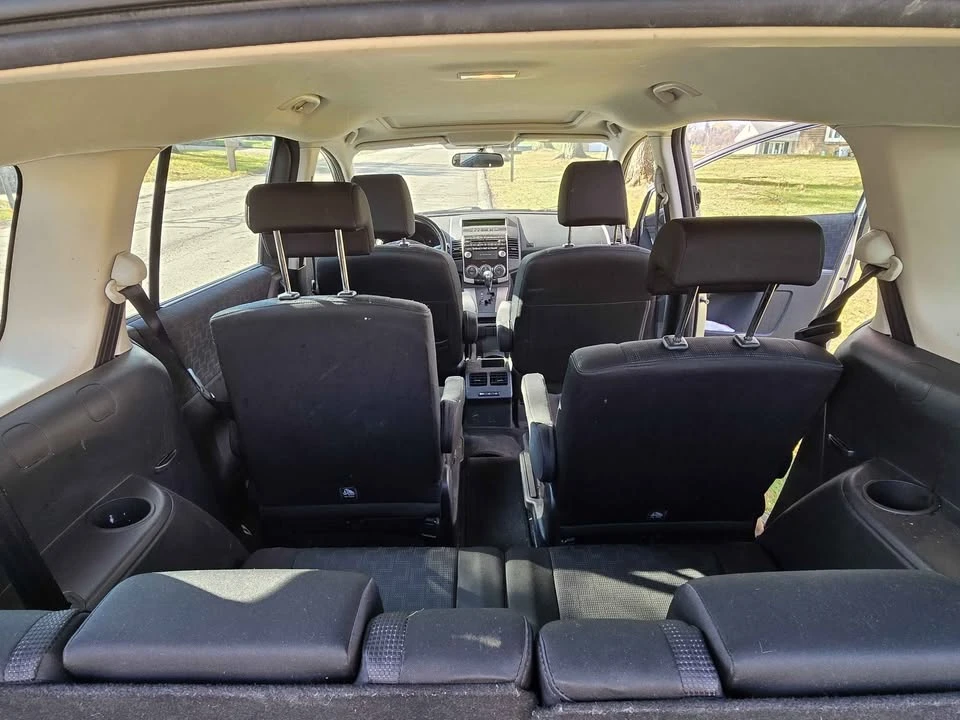 2010 Mazda Mazda 5 - Image 5 of 18