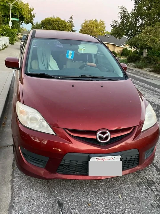 2010 Mazda Mazda 5 - Image 2 of 5