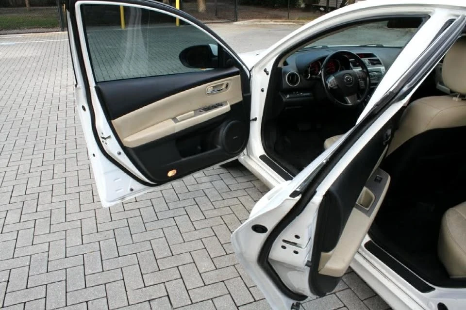 2010 Mazda Mazda 6 2nd Gen - Image 11 of 14