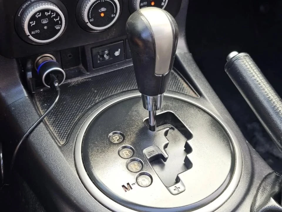 2010 Mazda NC MX-5 Miata - Image 7 of 17