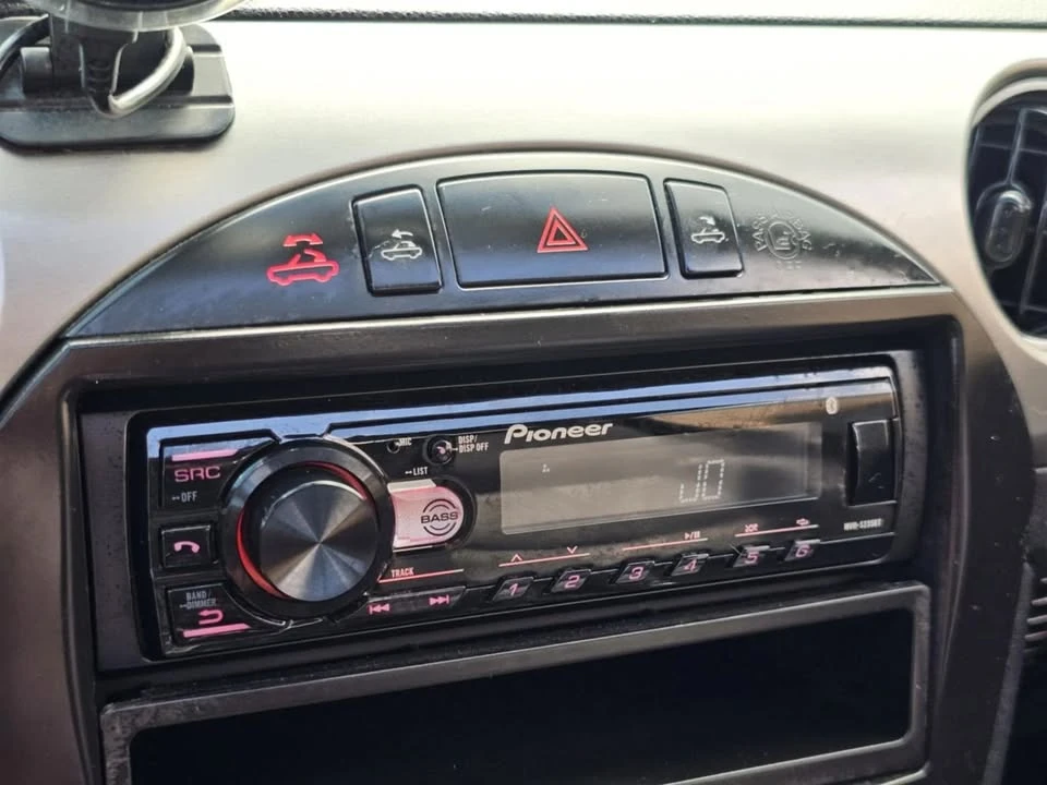 2010 Mazda NC MX-5 Miata - Image 13 of 17