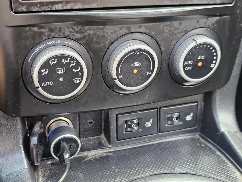 2010 Mazda NC MX-5 Miata - Image 12 of 17