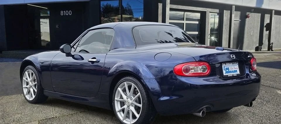 2010 Mazda NC MX-5 Miata - Image 3 of 20