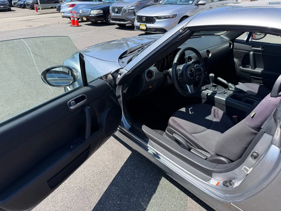 2010 Mazda NC MX-5 Miata - Image 2 of 20