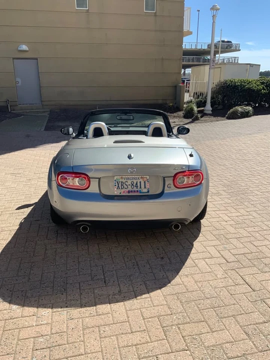 2010 Mazda NC MX-5 Miata - Image 5 of 12