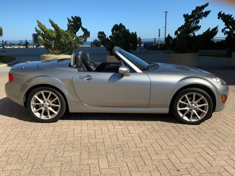 2010 Mazda NC MX-5 Miata - Image 9 of 12