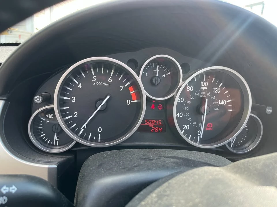 2010 Mazda NC MX-5 Miata - Image 4 of 10