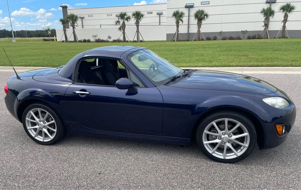 2010 Mazda NC MX-5 Miata - Image 2 of 17