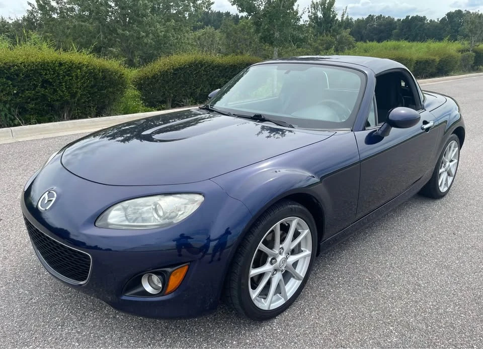2010 Mazda NC MX-5 Miata - Image 5 of 17
