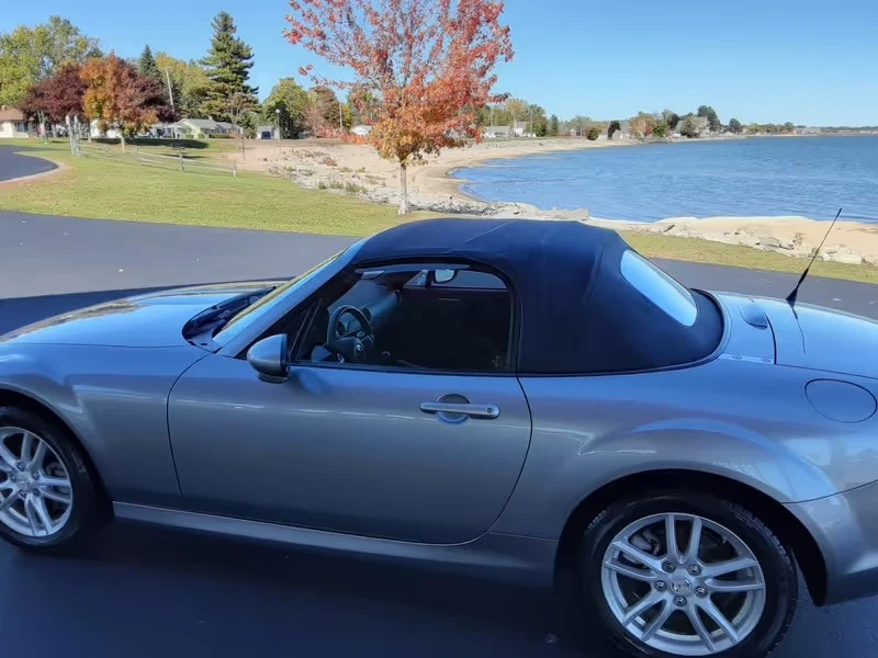 2010 Mazda NC MX-5 Miata - Image 4 of 7