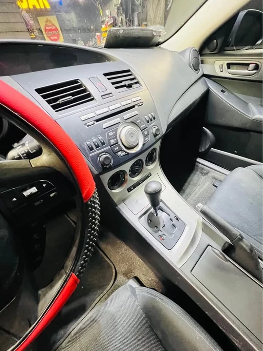 2010 Mazda MX-3 - Image 11 of 12