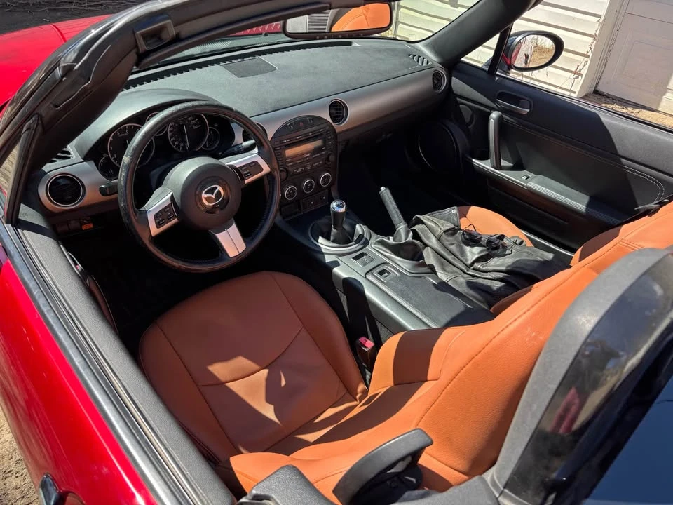 2010 Mazda NC MX-5 Miata - Image 4 of 9