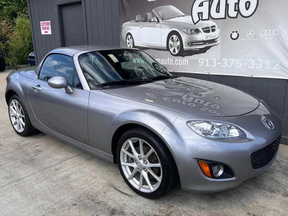 2010 Mazda NC MX-5 Miata - Image 14 of 20