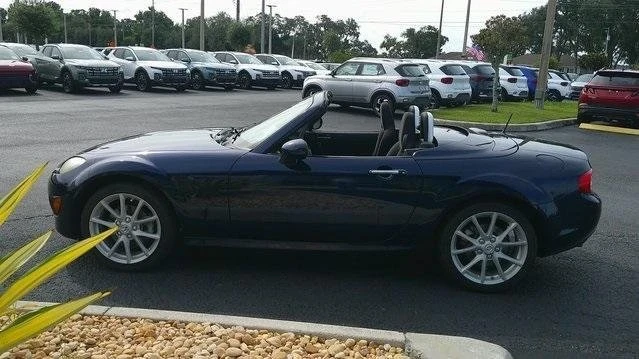 2010 Mazda NC MX-5 Miata - Image 5 of 6