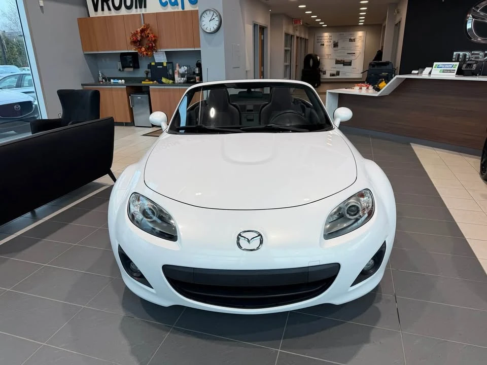 2010 Mazda NC MX-5 Miata - Image 5 of 14