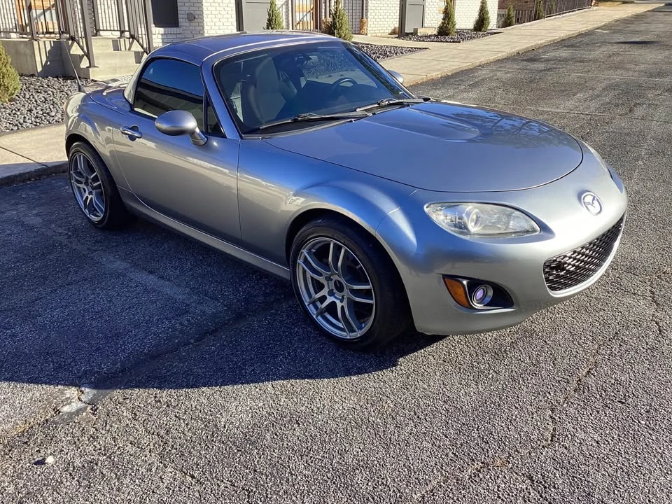 2010 Mazda NC MX-5 Miata - Image 4 of 18
