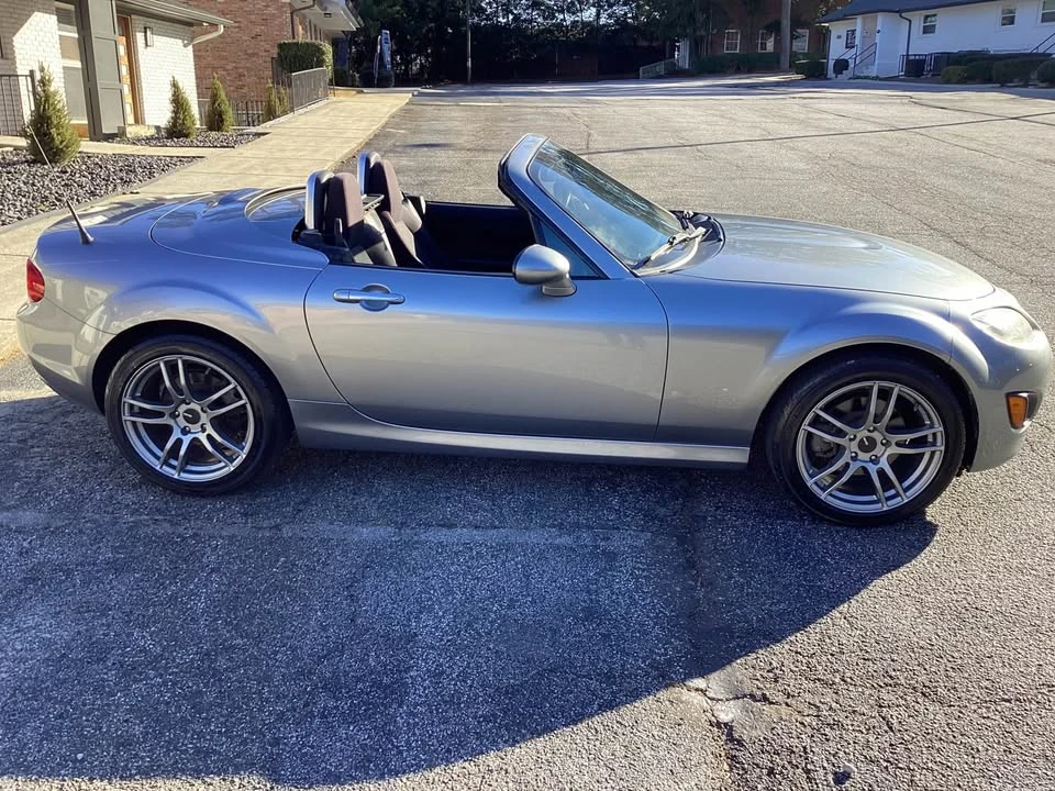 2010 Mazda NC MX-5 Miata - Image 9 of 18