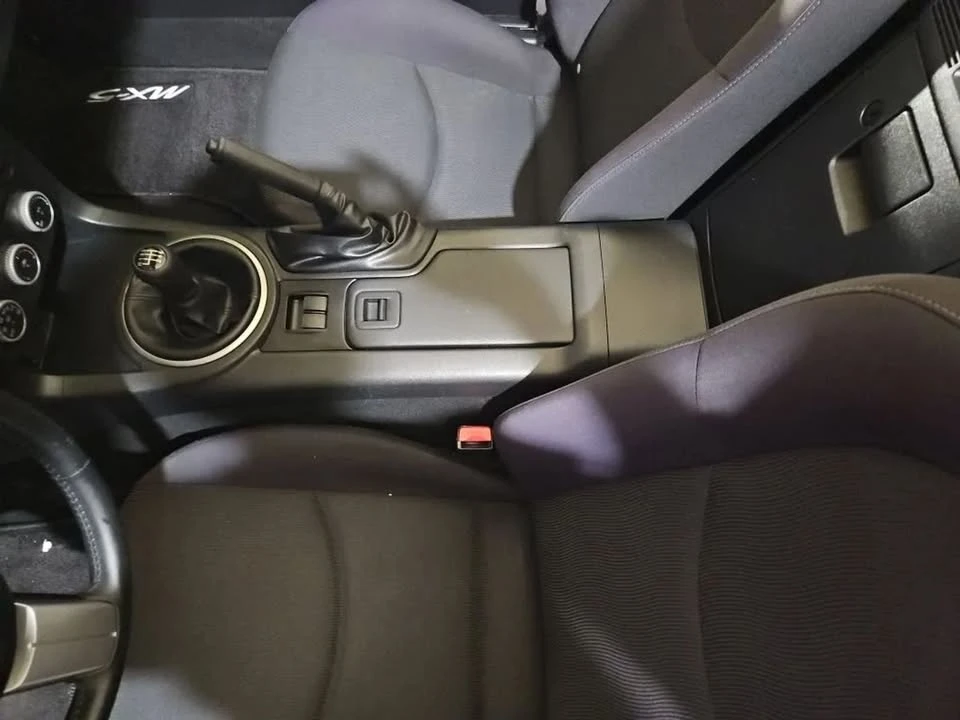 2010 Mazda NC MX-5 Miata - Image 16 of 19