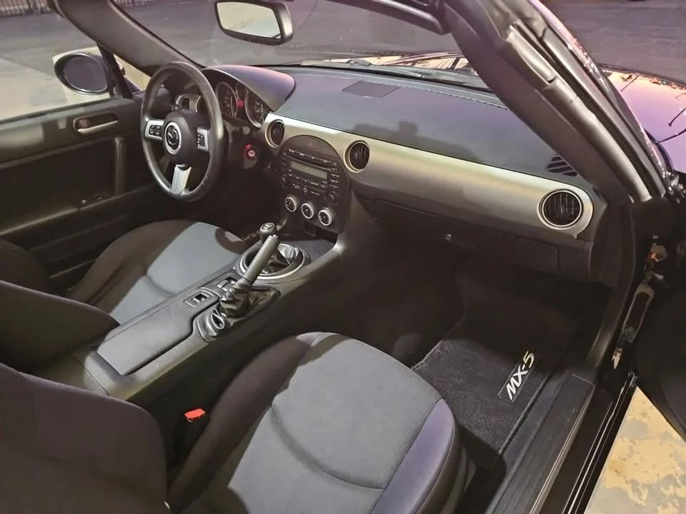 2010 Mazda NC MX-5 Miata - Image 17 of 19