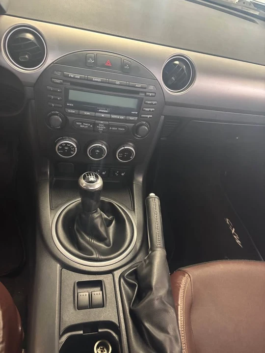 2010 Mazda NC MX-5 Miata - Image 8 of 11