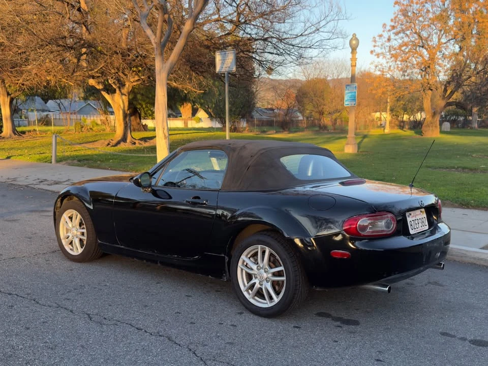 2010 Mazda NC MX-5 Miata - Image 3 of 9