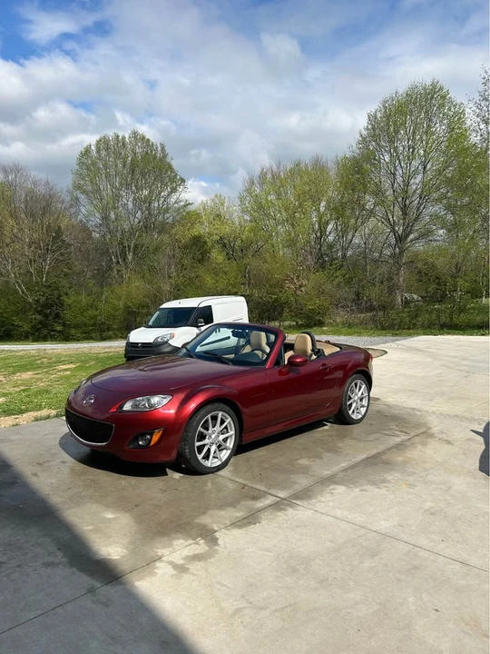 2010 Mazda NC MX-5 Miata - Image 5 of 11