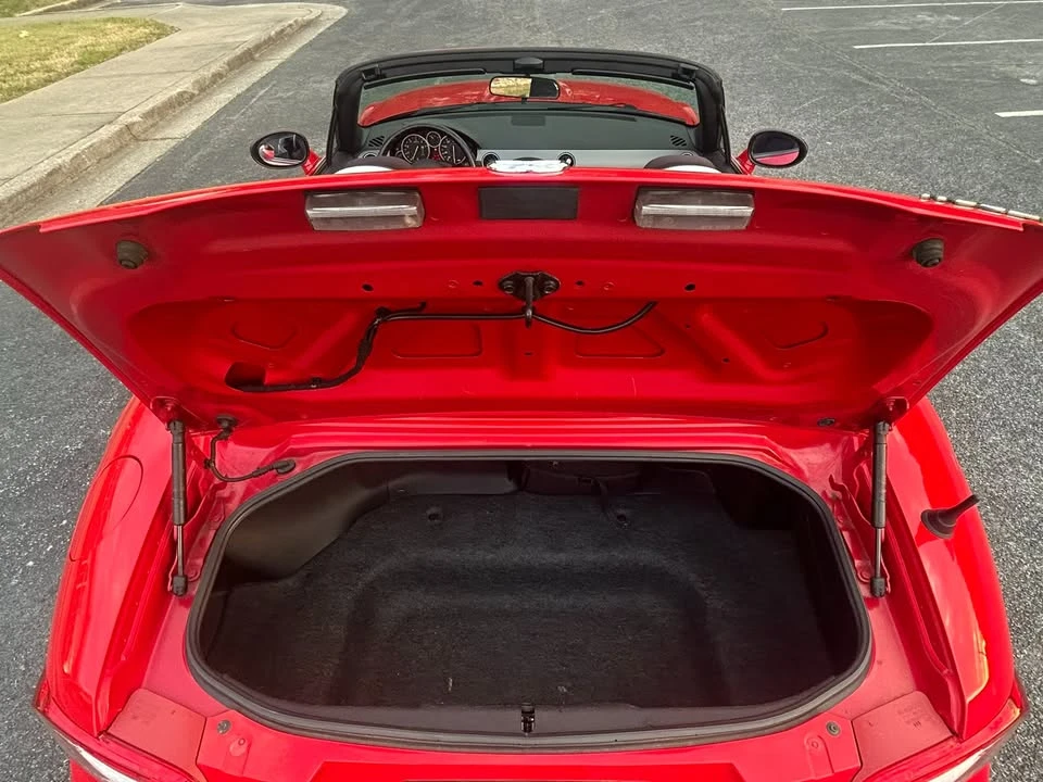 2010 Mazda NC MX-5 Miata - Image 12 of 13