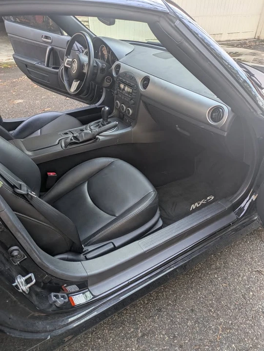 2010 Mazda NC MX-5 Miata - Image 10 of 16