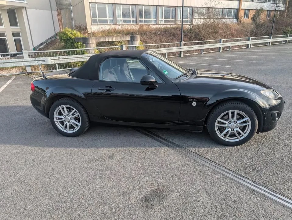 2010 Mazda NC MX-5 Miata - Image 4 of 6