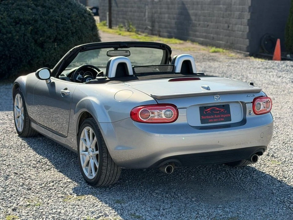 2010 Mazda NC MX-5 Miata - Image 17 of 19