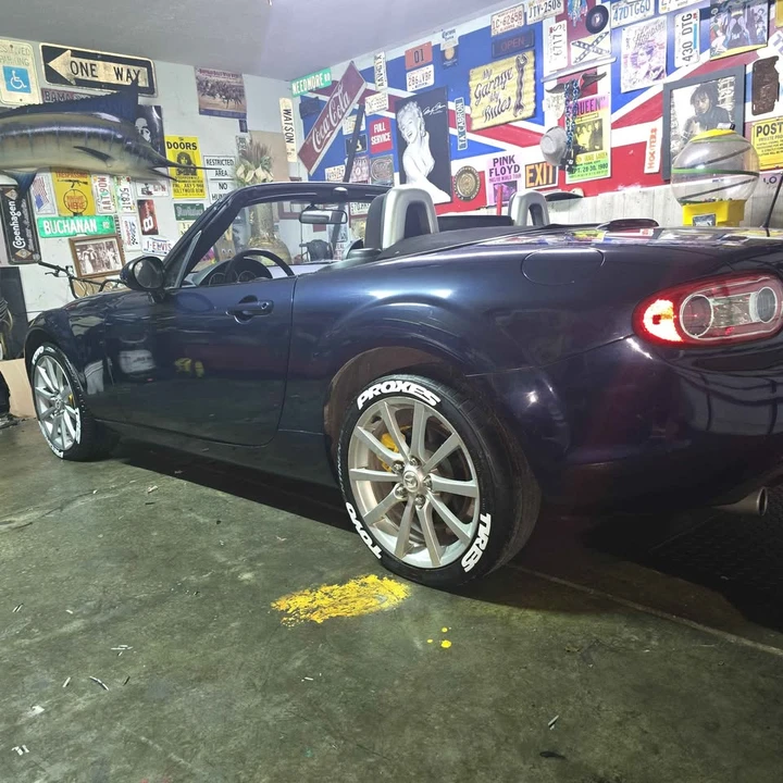 2010 Mazda NC MX-5 Miata - Image 9 of 10