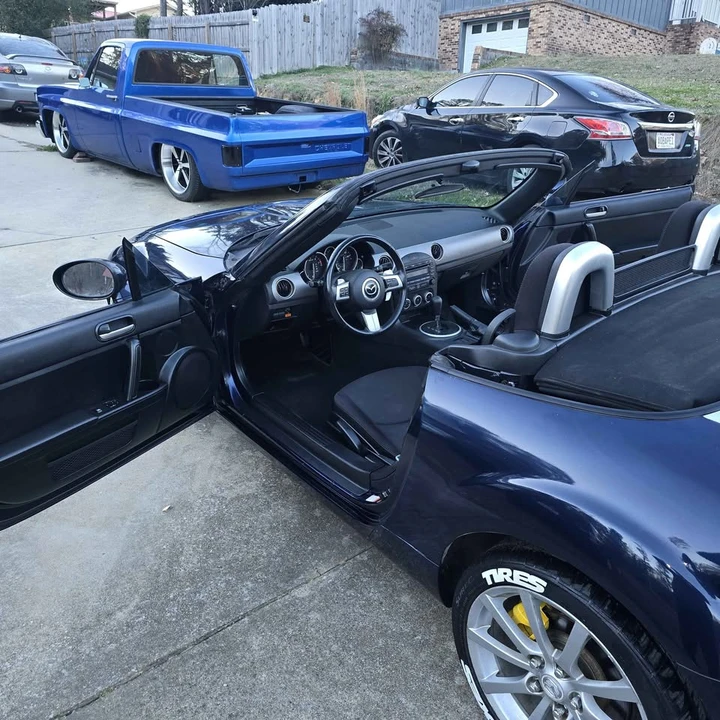 2010 Mazda NC MX-5 Miata - Image 2 of 10