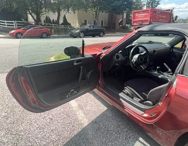 2010 Mazda NC MX-5 Miata - Image 11 of 12