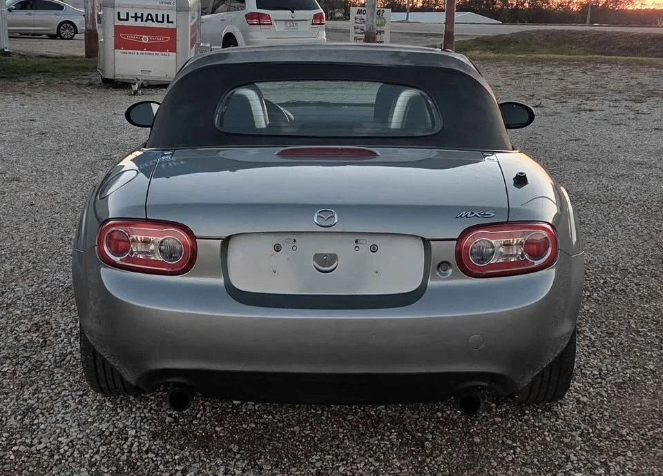 2010 Mazda NC MX-5 Miata - Image 5 of 7