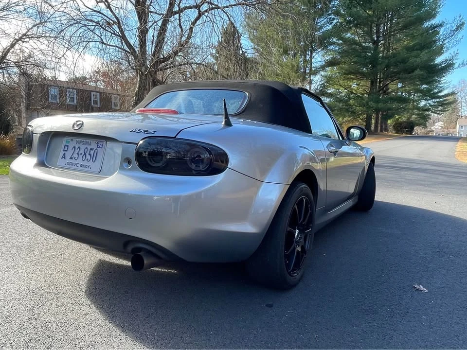 2010 Mazda NC MX-5 Miata - Image 5 of 12