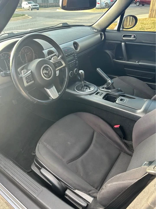 2010 Mazda NC MX-5 Miata - Image 8 of 15