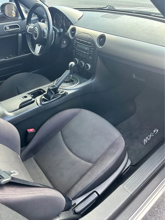 2010 Mazda NC MX-5 Miata - Image 10 of 15
