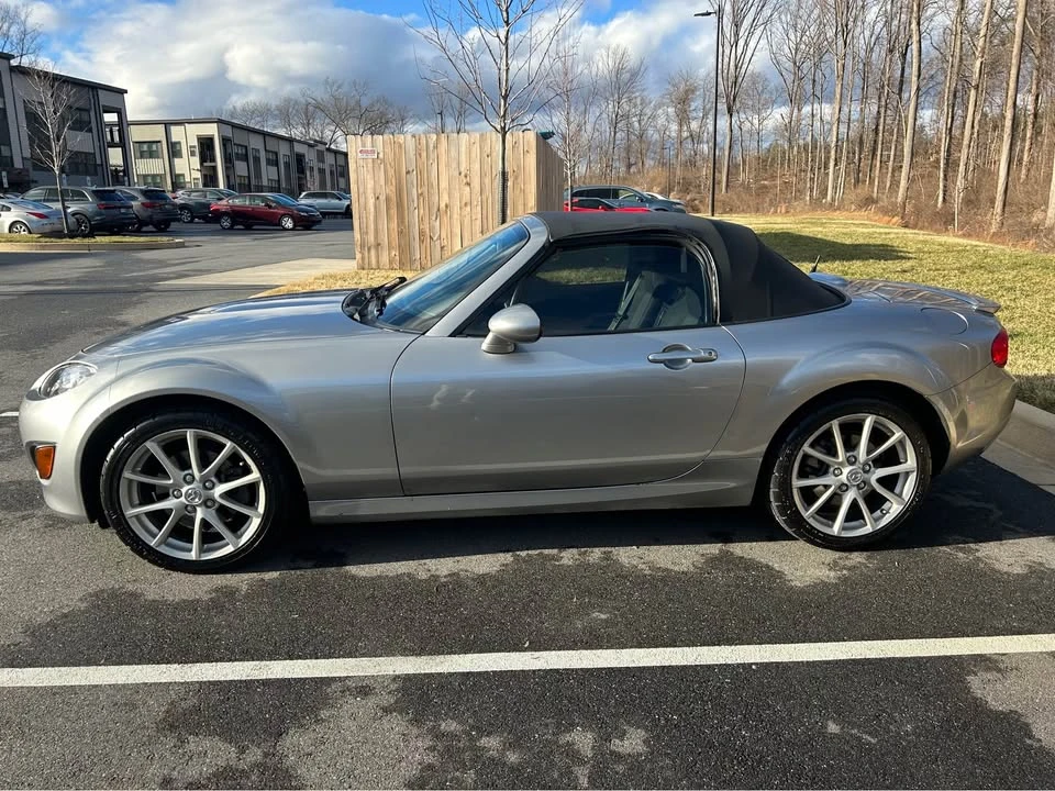 2010 Mazda NC MX-5 Miata - Image 2 of 15