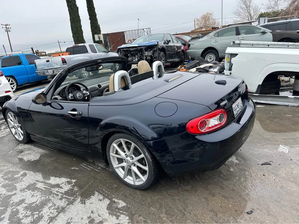 2010 Mazda NC MX-5 Miata - Image 5 of 11