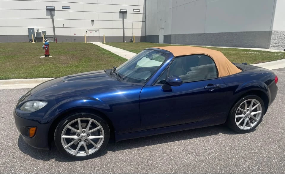 2010 Mazda NC MX-5 Miata - Image 8 of 20