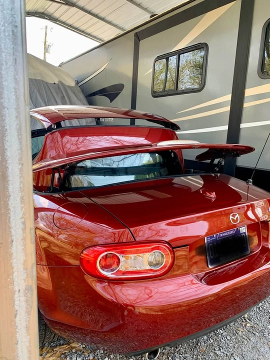 2010 Mazda NC MX-5 Miata - Image 13 of 17