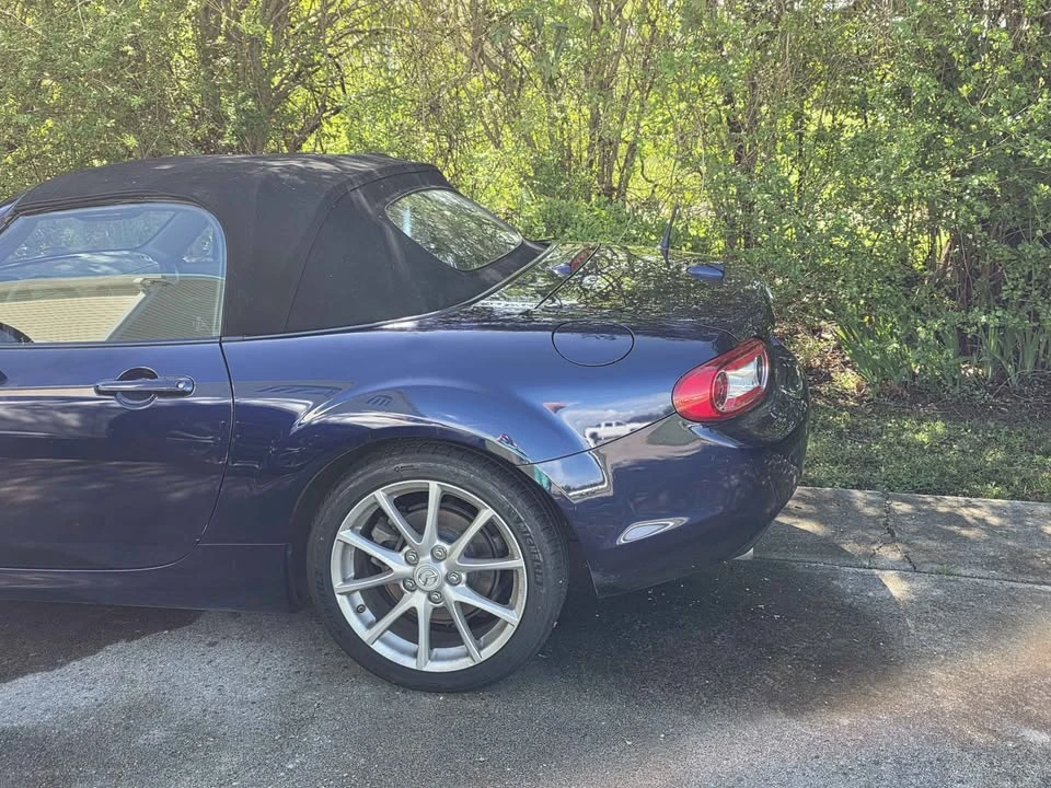 2010 Mazda NC MX-5 Miata - Image 4 of 8