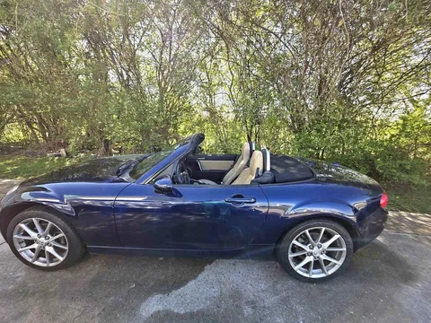 2010 Mazda MX-5 Miata Grand Touring