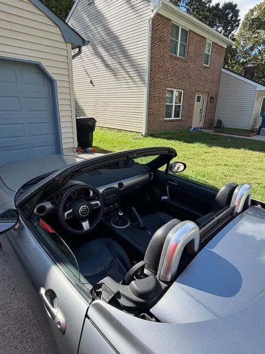 2010 Mazda NC MX-5 Miata - Image 10 of 12