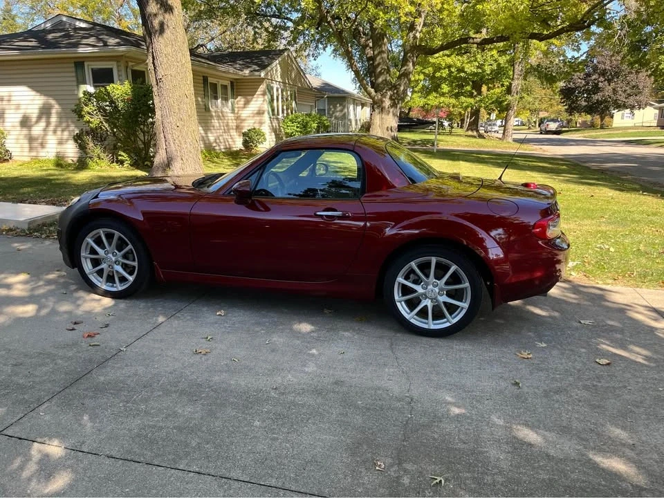 2010 Mazda NC MX-5 Miata - Image 3 of 7