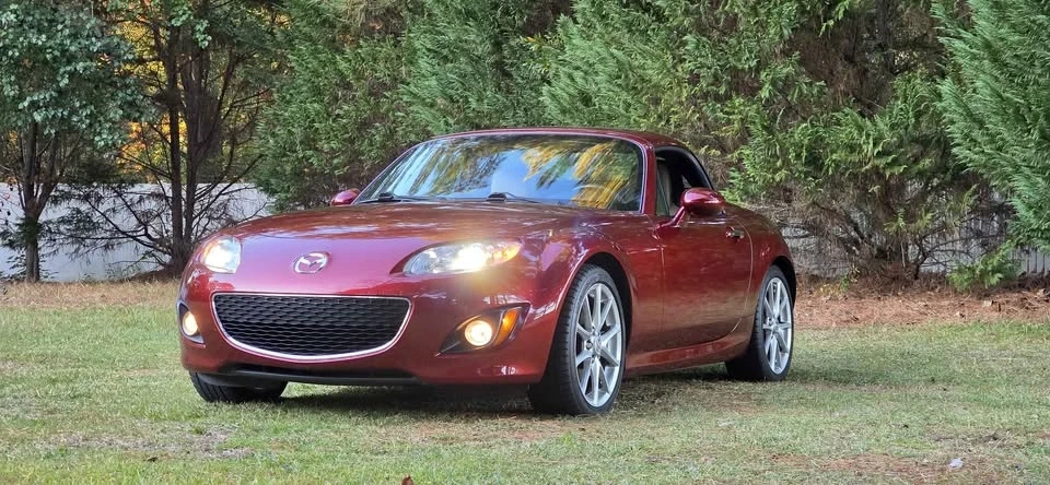 2010 Mazda NC MX-5 Miata - Image 13 of 14
