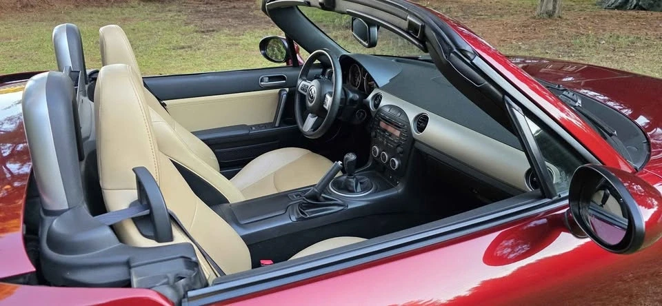 2010 Mazda NC MX-5 Miata - Image 11 of 14