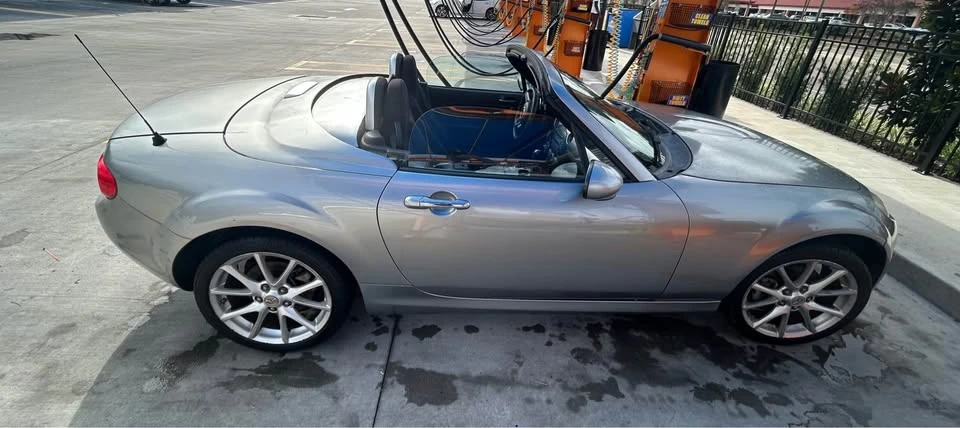 2010 Mazda NC MX-5 Miata - Image 2 of 4