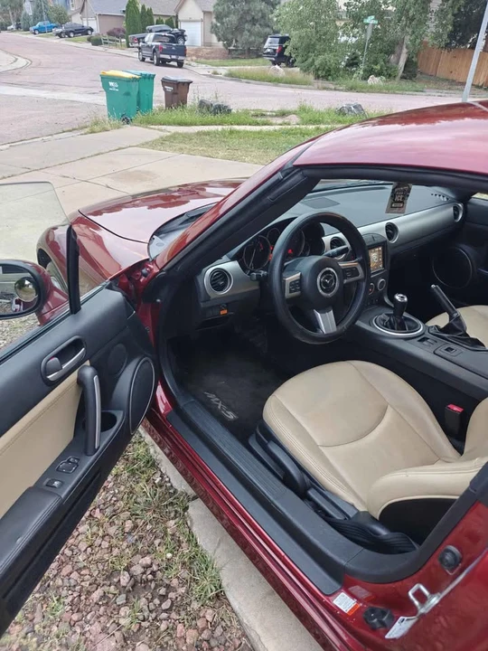 2010 Mazda NC MX-5 Miata - Image 9 of 10