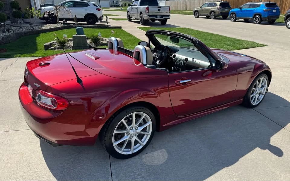 2010 Mazda NC MX-5 Miata - Image 13 of 18